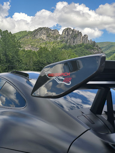 carbon fiber design and manufacturing for motorsports